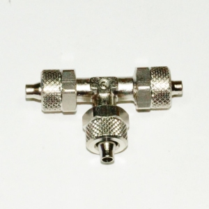 1540 фитинг тройник под трубки 8 мм