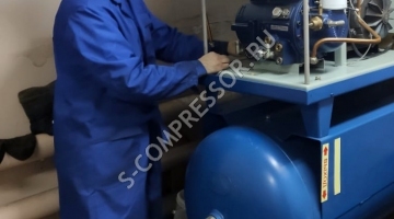 Замена радиатора винтового компрессора Remeza ВК 220